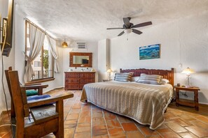 2 bedrooms, iron/ironing board, travel cot, WiFi