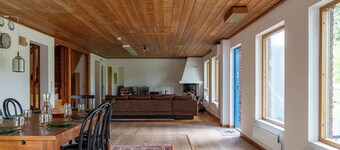 Scenic Lakehouse near Stockholm with Sauna & Jetty