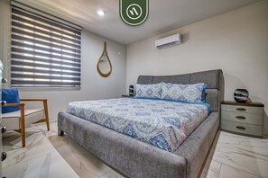 2 bedrooms, desk, iron/ironing board, travel cot