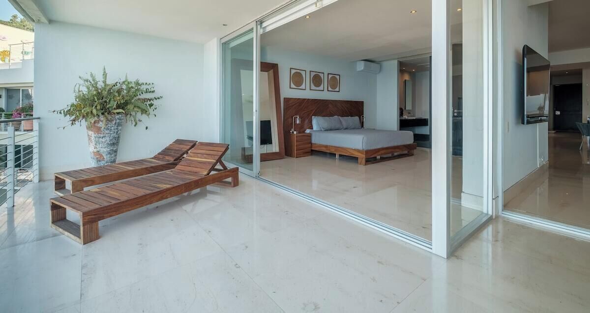 3 bedrooms, iron/ironing board, travel crib, WiFi