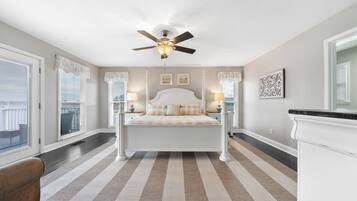 4 slaapkamers, een kluis op de kamer, een strijkplank/strijkijzer