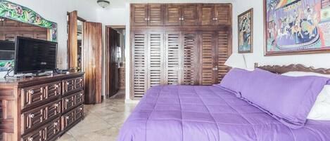 2 Schlafzimmer, Bügeleisen/Bügelbrett, Reisekinderbett, WLAN