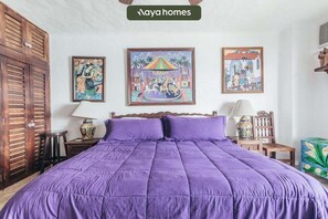 2 bedrooms, iron/ironing board, travel cot, WiFi