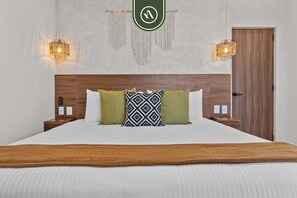 2 bedrooms, iron/ironing board, travel cot, WiFi