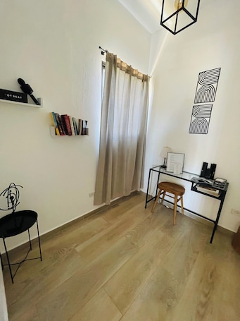 Family Villa | Living area | 42-inch Smart TV with digital channels, Netflix, streaming services