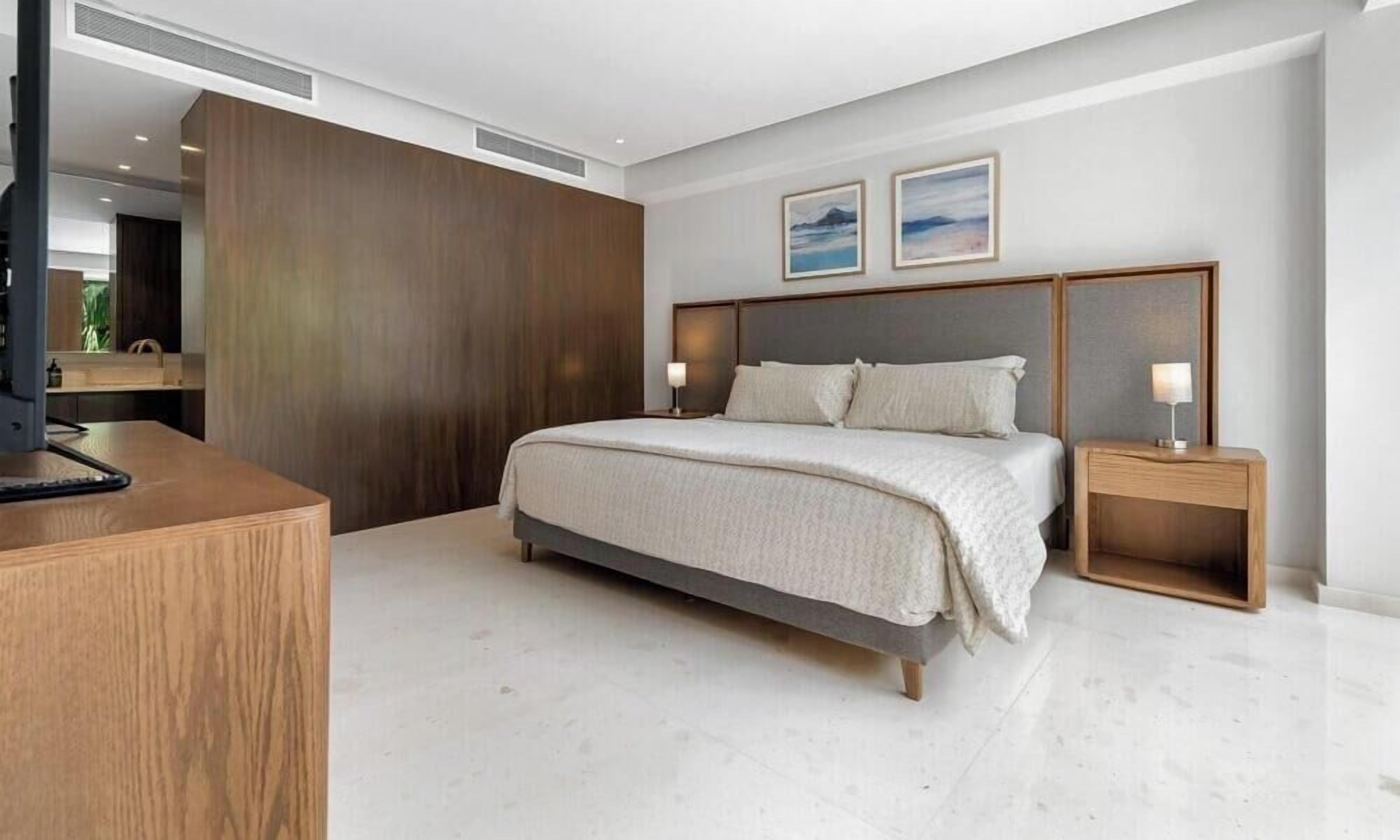 4 Schlafzimmer, Bügeleisen/Bügelbrett, Reisekinderbett, WLAN