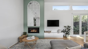 TV connectée, cheminée