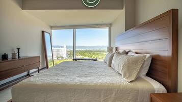 2 bedrooms, desk, travel crib, WiFi