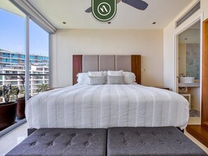 2 habitaciones, escritorio, tabla de planchar con plancha y wifi gratis 