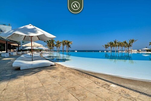 Aria Ocean T1 515 | 2BR Ocean View | Beach & Pool