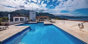 Pool - Ocean view 2Br Condo-Balcony-Beach-Pool - 206 (Puerto Vallarta)