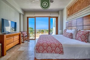3 bedrooms, desk, iron/ironing board, travel cot - Oceanfront 3BR Condo with Beach Club - Pool (Cruz de Huanacaxtle)