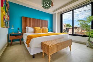 2 Schlafzimmer, Schreibtisch, Bügeleisen/Bügelbrett, Reisekinderbett