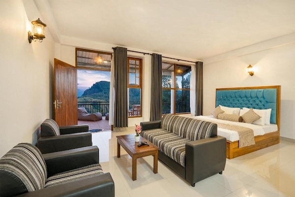 Family Room, Balcony, Mountain View | Free WiFi