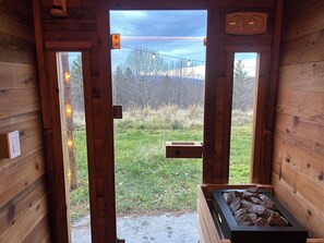 Interior - Countryside Cottage with Sauna and Private Deck (Berlin)