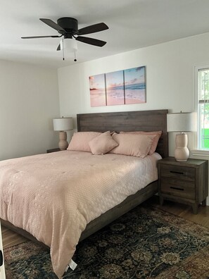 2 bedrooms, iron/ironing board, WiFi, bed sheets