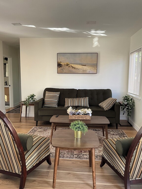Sofi Lax House 2 - Inglewood, CA