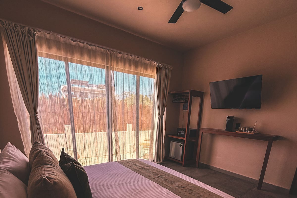 Deluxe Double Room, Balcony, Garden View | In-room safe, free WiFi