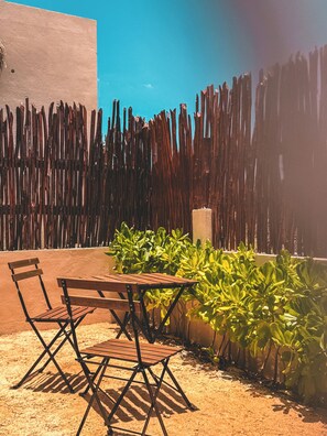 Deluxe Double Room, Balcony, Garden View | In-room safe, free WiFi