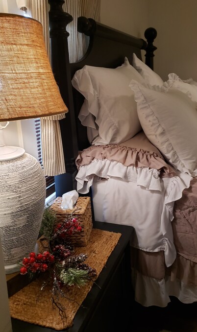 Pet & Family Friendly, Quiet, Near Hwy 39 & 88, Sleeps 7, Remodled, Superhost