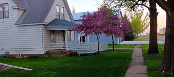 Charming 4BR Craftsman Family Home in Emery