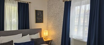 Large Group Vacay house in NJ- 10mins from EWR and near NYC