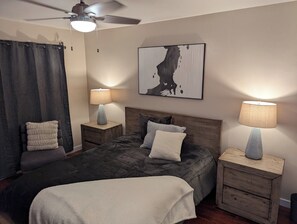 1 habitación, tabla de planchar con plancha, wifi y ropa de cama 