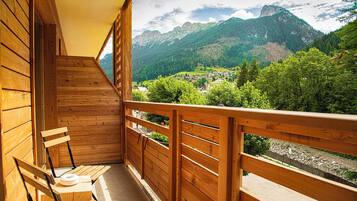 Phòng đôi tiện nghi đơn giản | Quang cảnh từ phòng