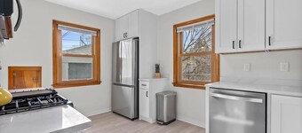 Charming 3-bedroom house Close to All in Milwaukee