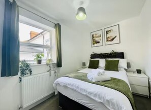 1 bedroom, iron/ironing board, WiFi, bed sheets