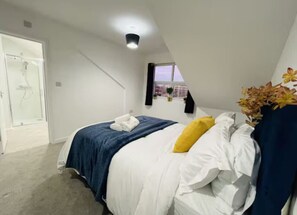 2 Schlafzimmer, Bügeleisen/Bügelbrett, WLAN, Bettwäsche