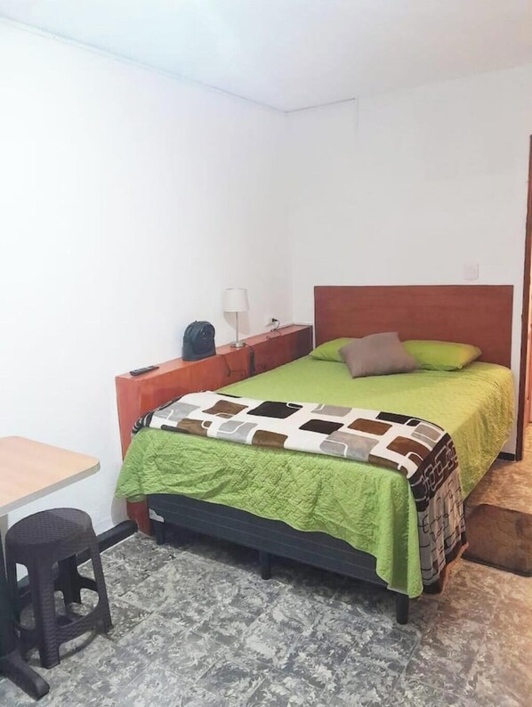 Interior - 7 Cool studio at the best zone (Ciudad de Guatemala)