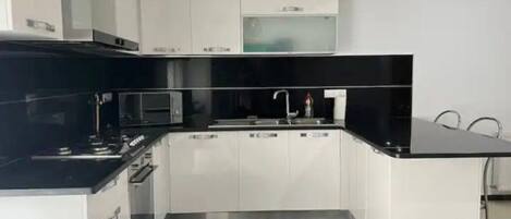 Microwave, oven, stovetop, dishwasher