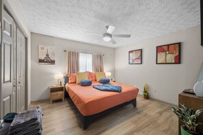 2 bedrooms, desk, iron/ironing board, travel cot