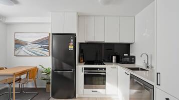 Fridge, microwave, oven, stovetop