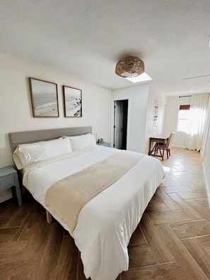 2 Schlafzimmer, Schreibtisch, Bügeleisen/Bügelbrett, WLAN