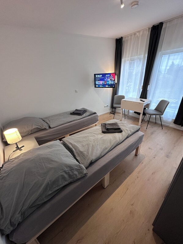 Free WiFi, bed sheets - Studio in a unique location (Marburg)