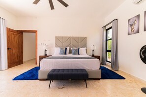 3 bedrooms, iron/ironing board, WiFi, bed sheets