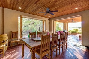 Luxury House, Desert View | Dining room - Village Camp Moab (Moab)