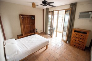 Villa supérieure, balcon, vue sur la plage | AccÚs au Wi-Fi (inclus)