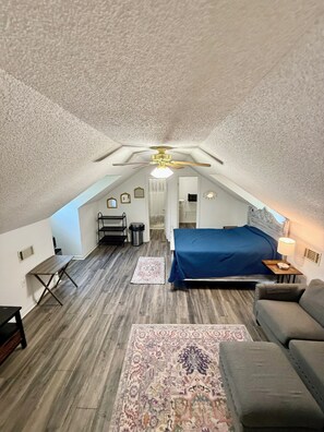 4 soverom, internettilgang og sengetøy