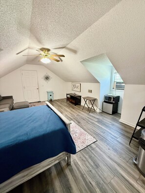 4 bedrooms, Internet, bed sheets