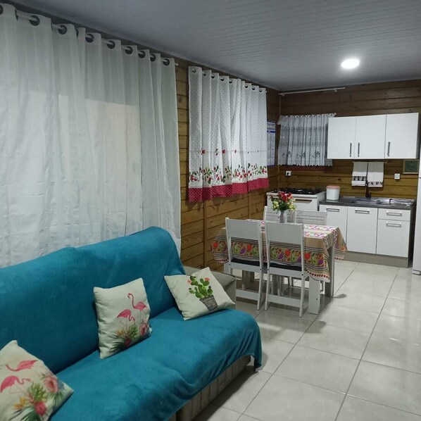 Living area - Casa Próximo ao Parque Beto Carrero (Penha)