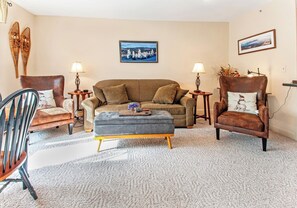 TV - Wake Up to Ski Runs, Wind Down by the Fire (Carrabassett Valley)