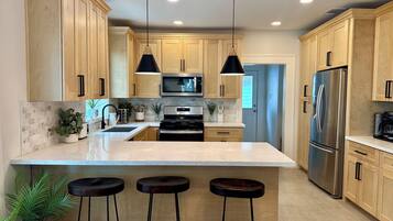 Microwave, oven, stovetop, dishwasher