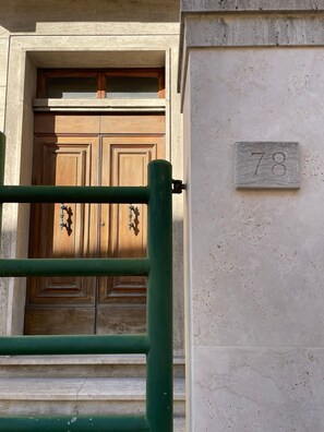 Majoituspaikan julkisivu