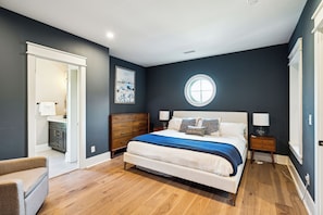 5 Schlafzimmer, Bügeleisen/Bügelbrett, Bettwäsche