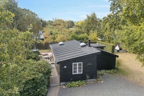 Exterior - Charming cottage close to the beach (Glesborg)