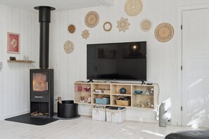 Interior - Charming cottage close to the beach (Glesborg)