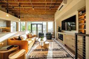 TV - Historic Elegance with Balcony Downtown View (Ogden)